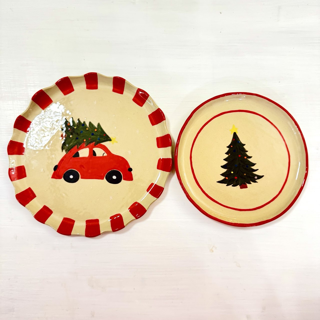 Две тарелки с росписью 13+ фото 1